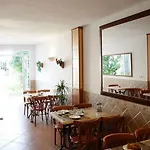 ゲストハウス Oasis Menorca *