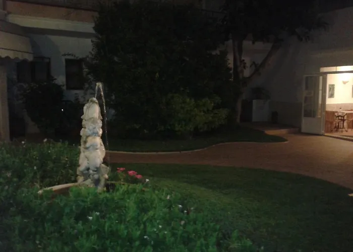 奥阿思梅诺卡岛旅馆 休达德亚