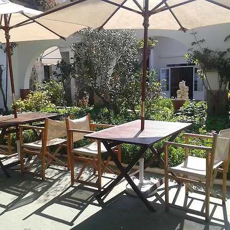 게스트하우스 Oasis Menorca *